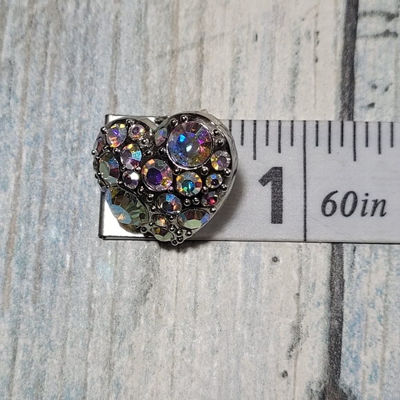 Rhinestones Heart Earrings. - Picture 3 of 6